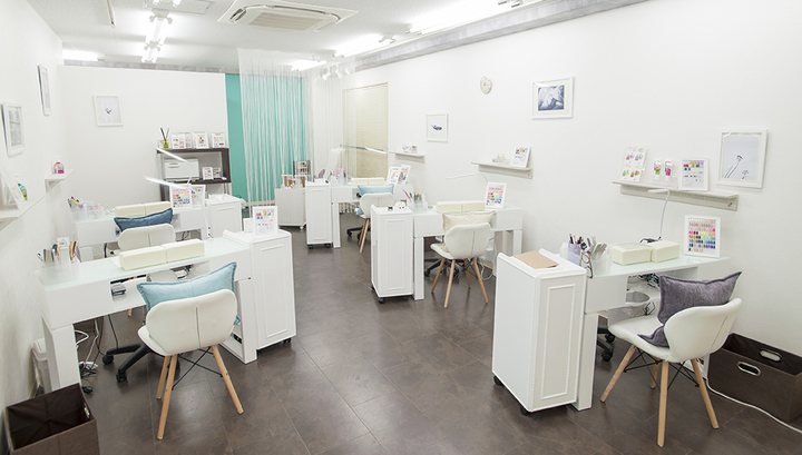 【40代男性】将来のゆとりある生活のために-ネイルサロンLB様（大阪）