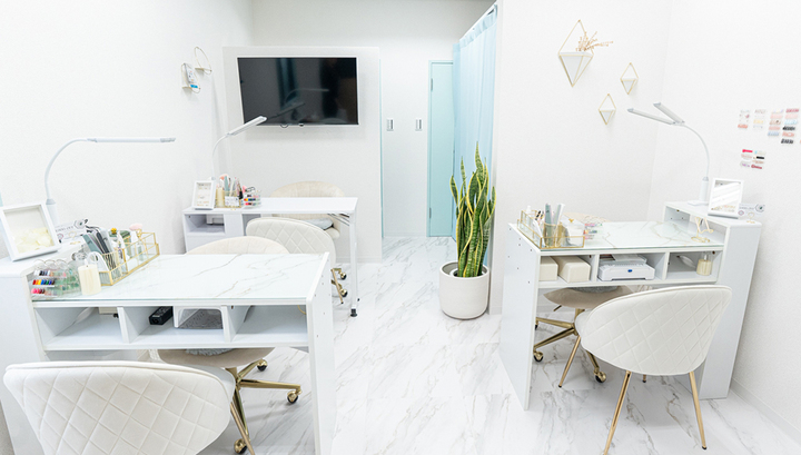 【女性】女性オーナーならではのサービスが魅力-ネイルサロンNN様