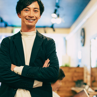 ネイルサロンワークを解説！ネイリストの一日とオーナーの役割とは？