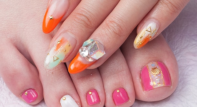 年収900万円アップ